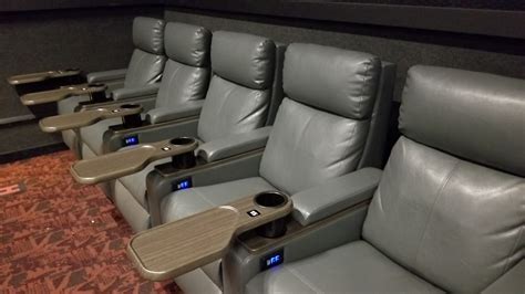 ShowPlace ICON Theatres - Seaport | Movie theaters in Seaport District ...