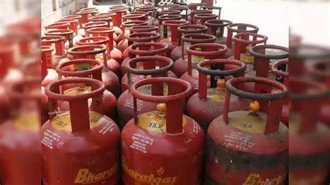 Big news for Ujjwala Yojana beneficiaries, LPG subsidy increased, now ...