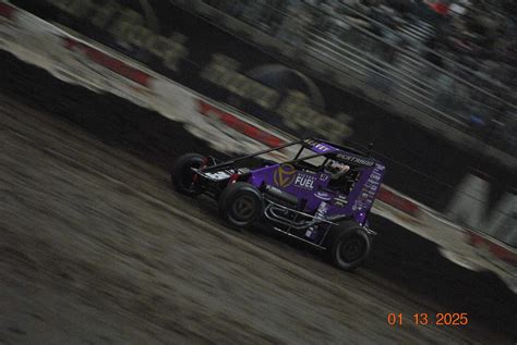 Logan Seavey Kicks Off Chili Bowl Title Defense With Friday Win