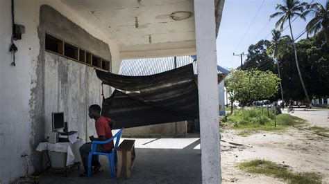 Confusion reigns as convoy of fleeing civilians attacked in besieged ...