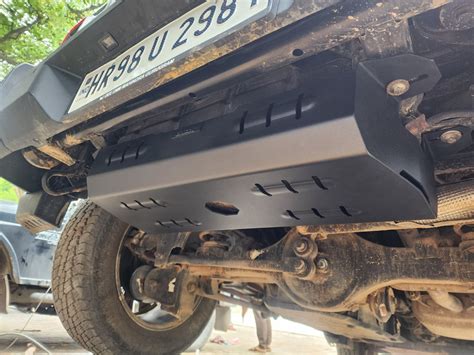 New & Latest Thar Roxx Accessories | Premium Upgrades | Futurz 4x4 ...