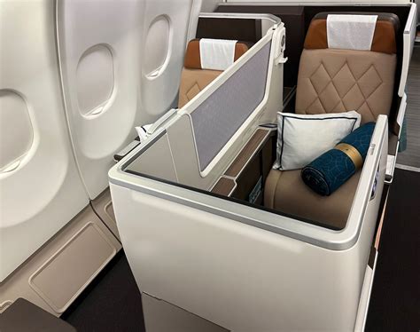 Oman Air A330 Business Class 的图像结果
