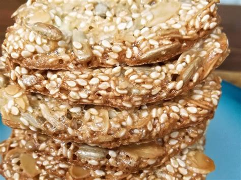 No Flour Cookies With Sesame Seeds Recipe | SharetheCook | Recipe ...