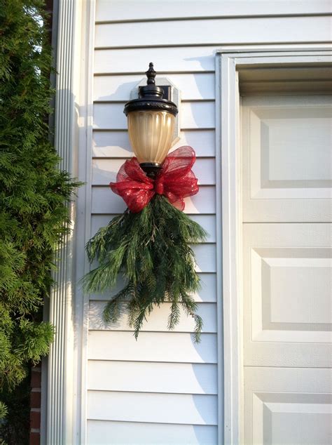 Hanging Christmas Lights On Garage | Keepyourmindclean Ideas