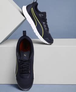 PUMA Hurdler Walking Shoes For Men - Buy PUMA Hurdler Walking Shoes For ...