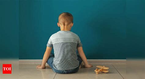 World Autism Awareness Day: How to know if your child is autistic? Age ...