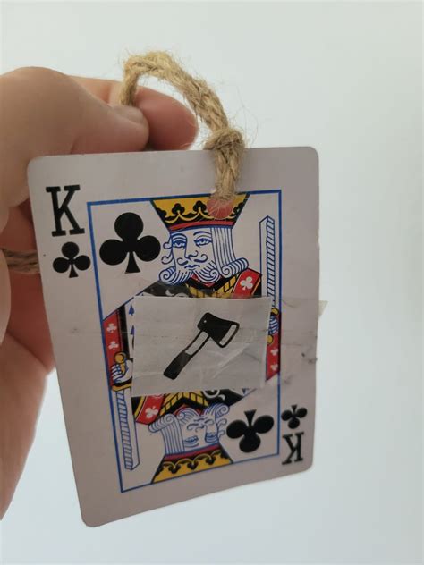 What is this? I found it in a forest in Hungary, what does it mean? : r/askhungary