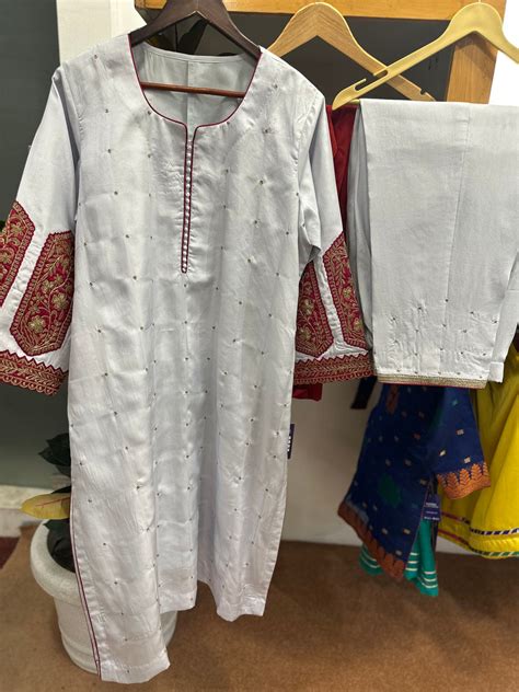Puresilk 3 piece kurta set mtks822 – Pastau