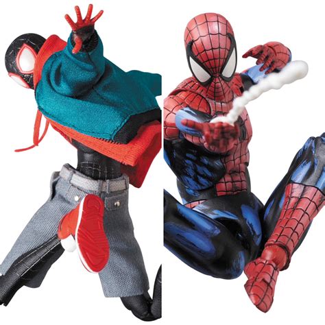 MAFEX Into the Spider-Verse Miles Morales & Comic Spider-Man Figures ...