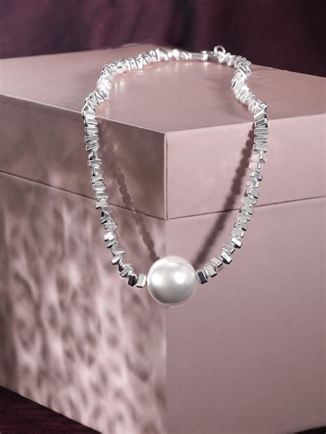 Voguish Pendants – Rubans