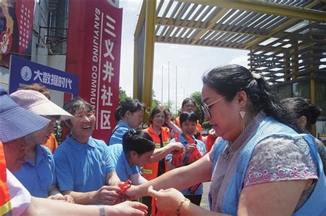 湘潭雨湖区铁路沿线安全环境整治工作实现全年任务清零_腾讯新闻