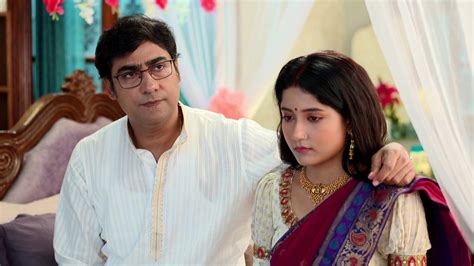 Watch Godhuli Alap S1 Episode 184 on JioHotstar