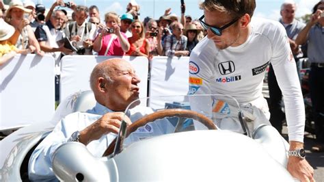 Sir Stirling Moss: Remembering Mr Motor Racing | F1 News
