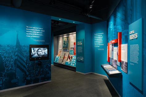 Presidential Library Sign 的图像结果