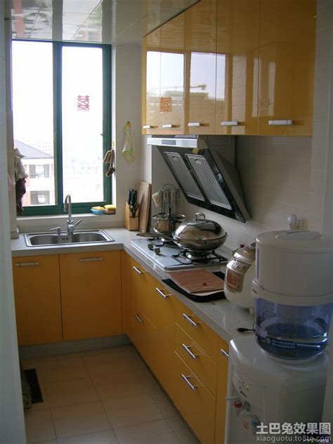 现代小面积厨房设计效果图_土巴兔装修效果图