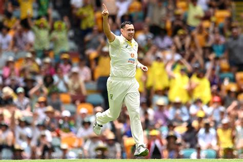 3 things Indian pacers can learn from Australia after 1st innings of ...