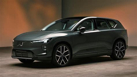 Volvo EX60 Brings 400-Mile Range and New Safety Tech to the Luxury EV ...