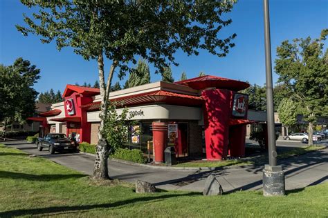 Salmon Creek Plaza - Specialty and Service Retail Space | C.E. John