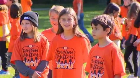 How to talk to kids about Orange Shirt Day