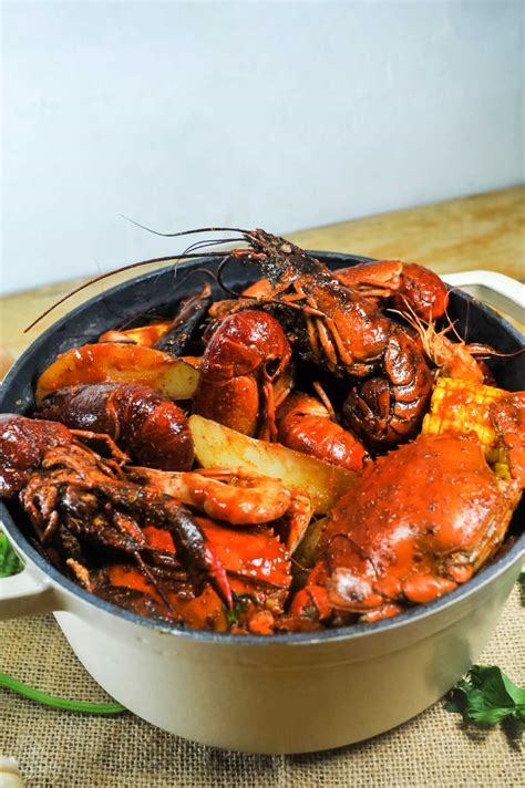 Boiling Crab’s Whole ShaBang Sauce Recipe - Deliciously Easy