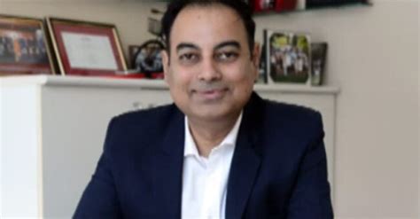 'Accenture provides formal training opportunities'