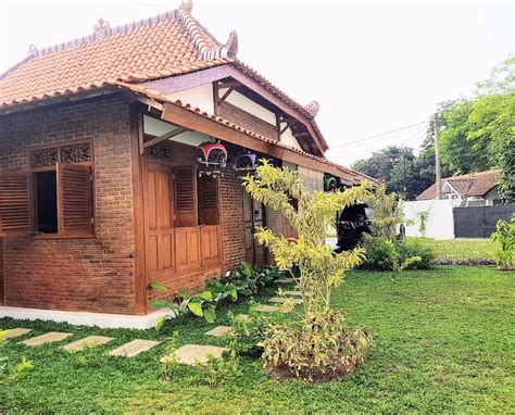 Kota Bogor Villa Vacation Rentals - Indonesia | Airbnb