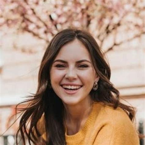 Amelia - Maths teacher - ₹2256/h