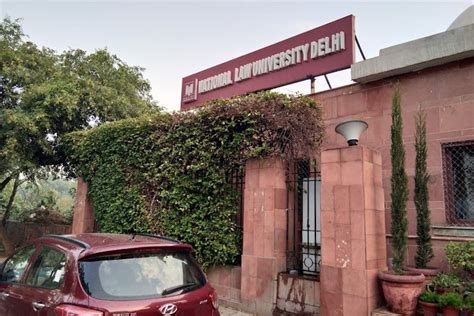 NLU Delhi Fees Structure & Courses 2026 - CollegeBatch.com
