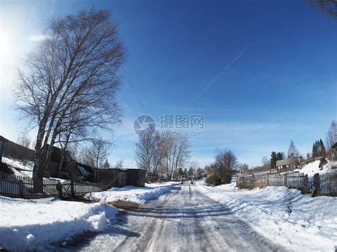 冬季俄罗斯村高清图片下载-正版图片307026763-摄图网