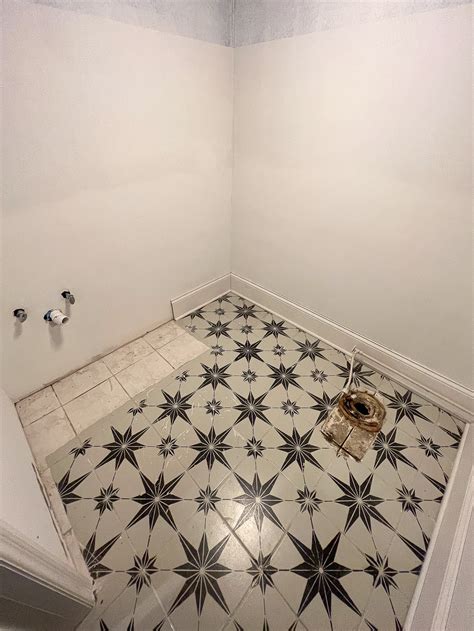 How To Remove And Retile A Bathroom Floor | Floor Roma