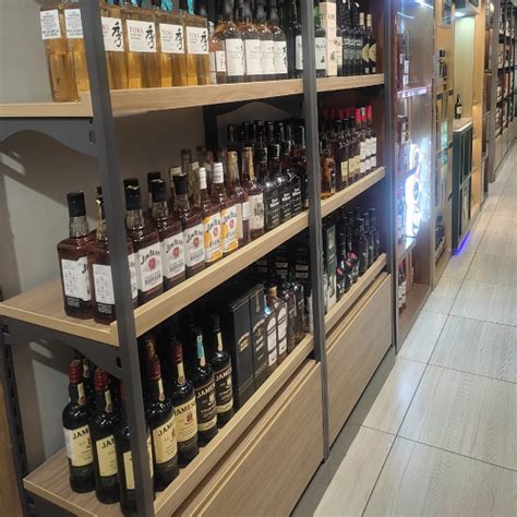 Wooden Display Rack Manufacturers in Delhi