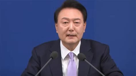 South Koreans Would Be In 'Great Danger' If Yoon Remains In Power ...