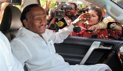 Karnataka crisis: Congress steps up efforts to persuade MLA to withdraw ...