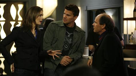 Bones Season 3 พลิกซากปมมรณะ ปี 3 ตอนที่ 14 - โอเวอร์มูฟวี่ส์