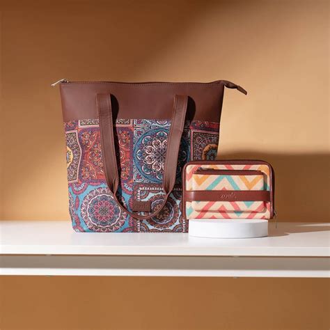 Multicolor Mandala Print & WavBeach - Everyday Tote Bag & Classic Zipp