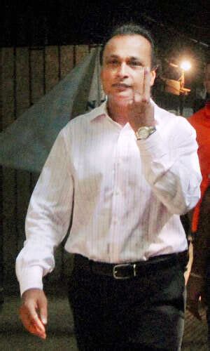 Celebs cast their votes- Mumbai Mirror