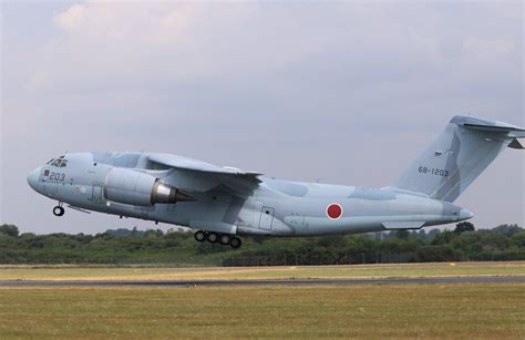 日本试飞员称新XC-2运输机操纵性巡航性能良好_新浪军事_新浪网