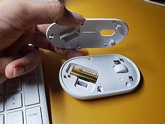 Amazon.in: Buy Logitech MK470 Slim Wireless Keyboard and Mouse Set ...