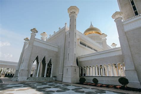 Explore the Hidden Gems of Brunei Darussalam 🇧🇳 - Rich History 🏰 ...