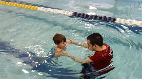 Ryan Swimming Pool 的图像结果