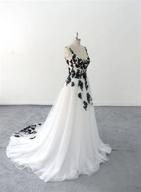 Unique Black and White Wedding Dresses, Tailor-made Wedding Dresses Black Lace Wedding Dresses ...
