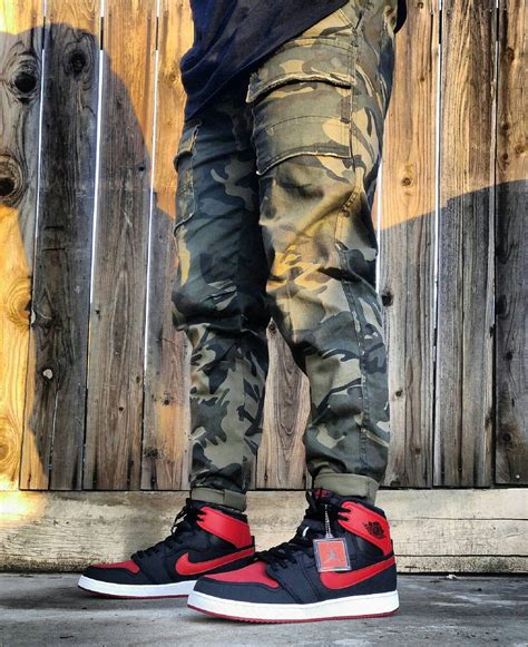 Jordan 1 Bred AJKO Men Camo Pants outfitgrid | Camo pants outfit men, Pants outfit men, Camo ...