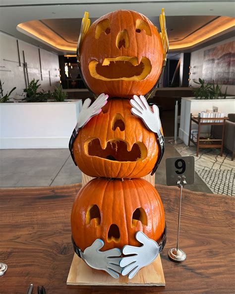 Mike Wazowski Pumpkin Carving