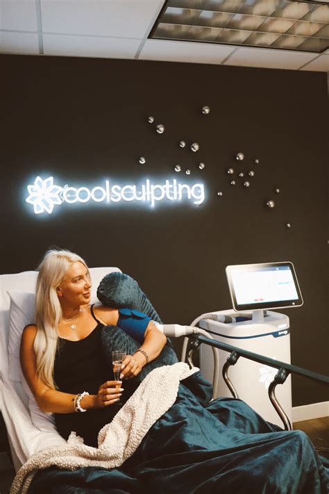 How Does Coolsculpting Work? | iThriveBeauty