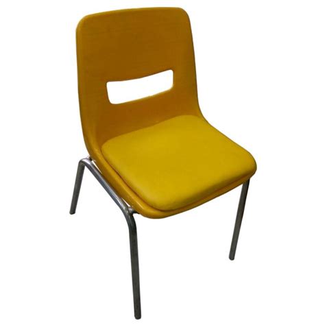 Buy Cushion Plastic Chair for Cafe / Restaurant