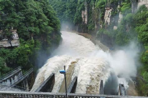 水位抬升 贵州9座水库开闸泄洪|贵州|水库|泄洪_新浪新闻