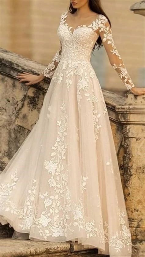 Earthy Wedding Dresses: Boho Styles with Sleeves, Open Backs, and Vintage Lace Gowns in Ivory ...