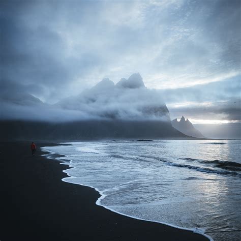 Download wallpaper 2780x2780 lonely, sea, beach, wave, sand, black, man ...