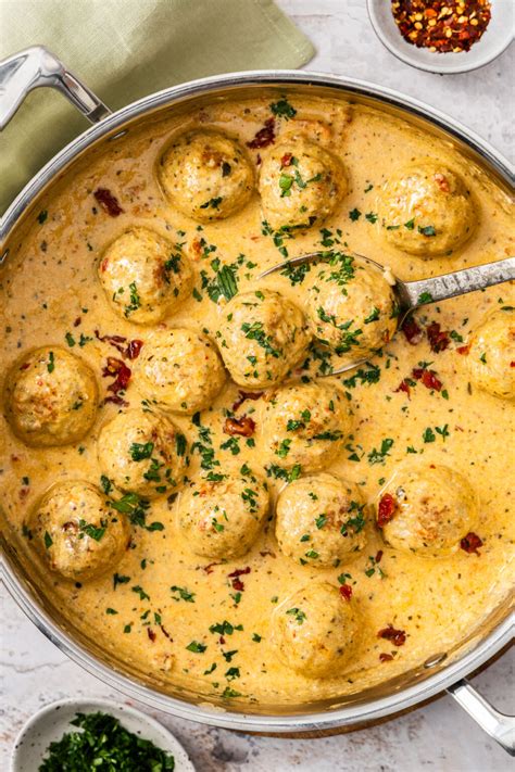 Marry Me Chicken Meatballs (45 min) - Sustainable Cooks