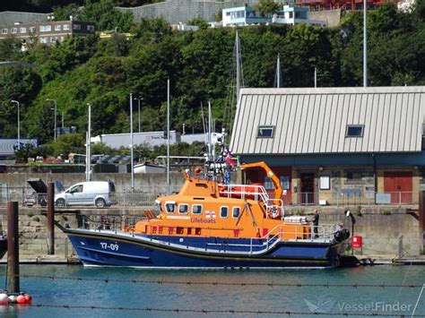 RNLI LIFEBOAT 17-09, SAR - Details and current position - MMSI ...